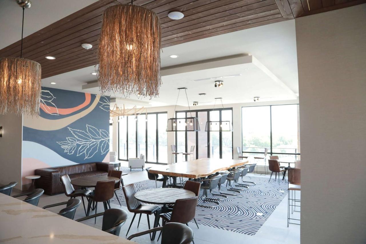 Отель The Elm, A Ramada By Wyndham Little Elm Экстерьер фото